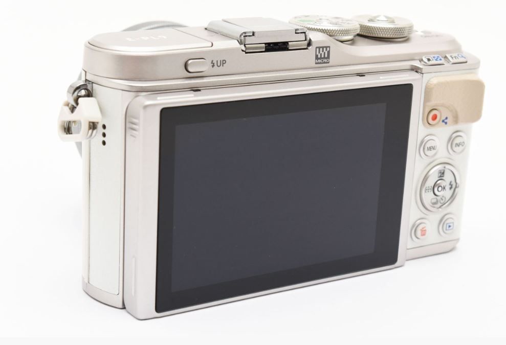 ❤️スマホ転送＆自撮り❤️OLYMPUS PEN E-PL9 ホワイト スマホ転送✨ OLYMPUS PEN E‑PL9 ホワイト ミラーレス 一眼レフ - メルカリ