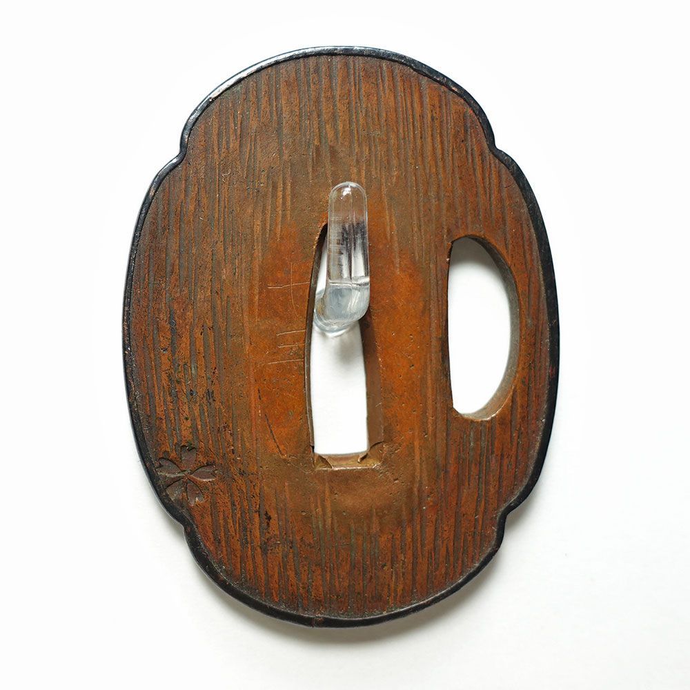 M 14 銅地木瓜形吉野川図鐔 無銘 桜文彫 竪鑢 赤銅覆輪 短刀鐔 はみだし 喰み出し 食み出し 日本刀 拵 外装 懐刀 SDA