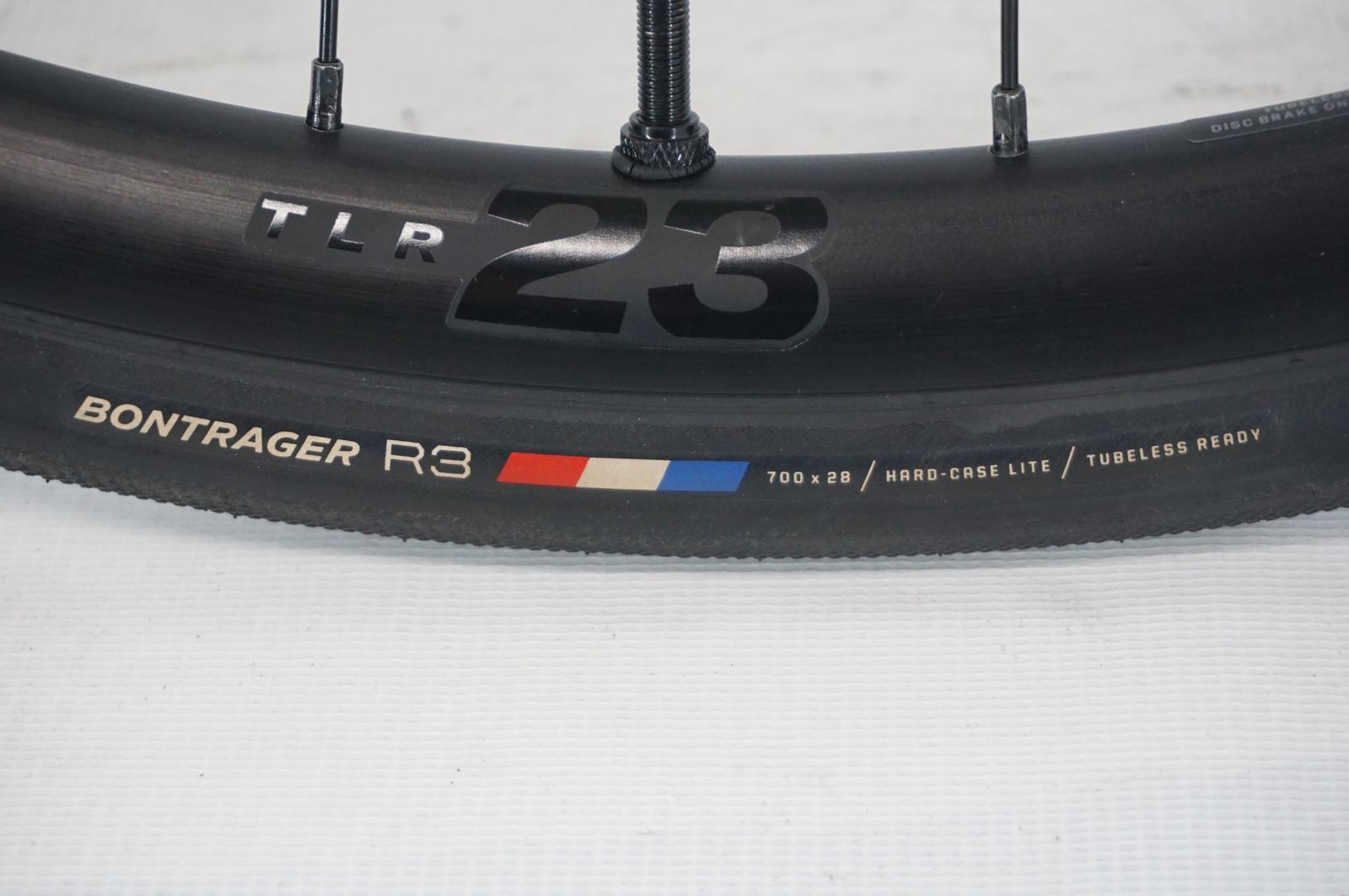 BONTRAGER 「ボントレガー」 PARADIGM TLR23 DISC シマノ11速 ホイール