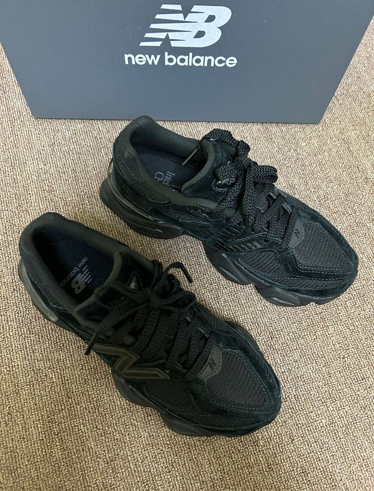 新品未使用 New Balance U9060BPM トリプルブラック ニューバランス