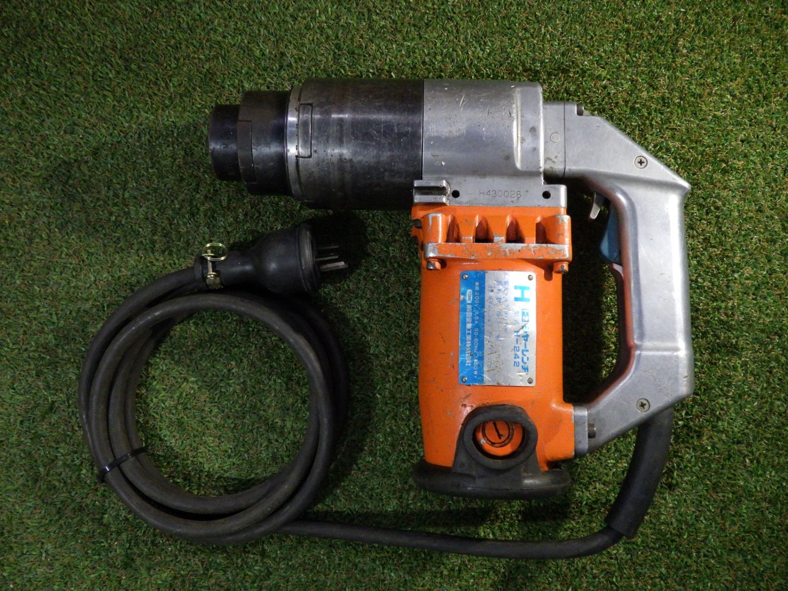 トネ TONE シャーレンチ H-242 ケース付 電動工具 高力ボルト 鉄骨 締付 通電 済 品