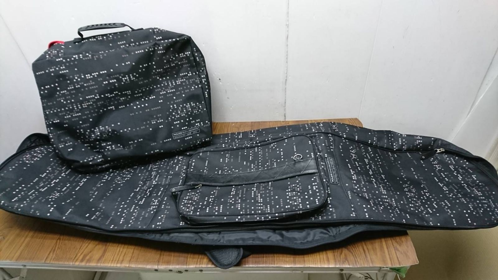 非売品 102cm×69㎝ ターミネーター1パネル　ガーゴイルズ販促バージョン 非売品 102cm×69㎝ ターミネーター1パネル ガーゴイルズ販促バージョン