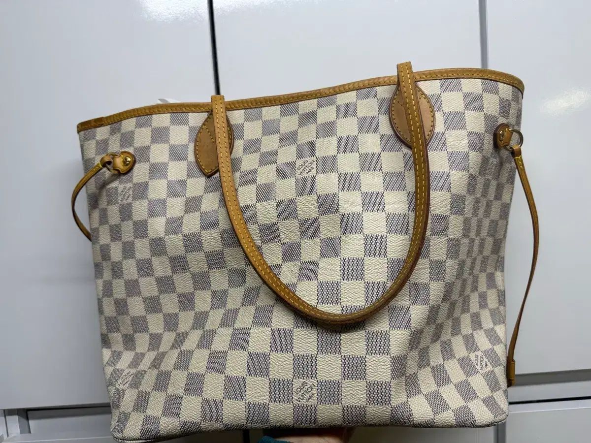 ルイヴィトン ネヴァーフル ダミエ