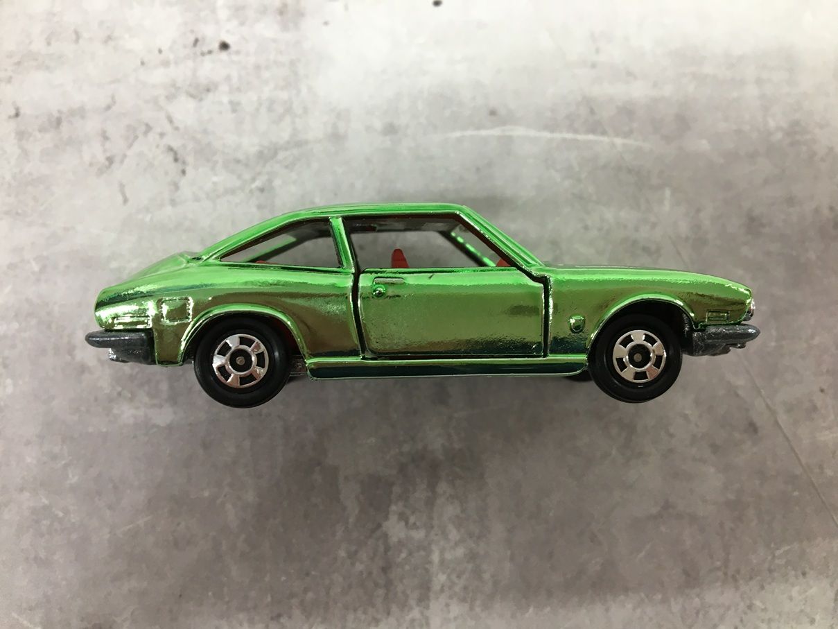 激レア　メタリックカラー　トミカ 黒箱 いすゞ 117 クーペ 1800XE ミニカーショップ ケンボックス トミカ 黒箱☆10☆いすゞ117クーペ