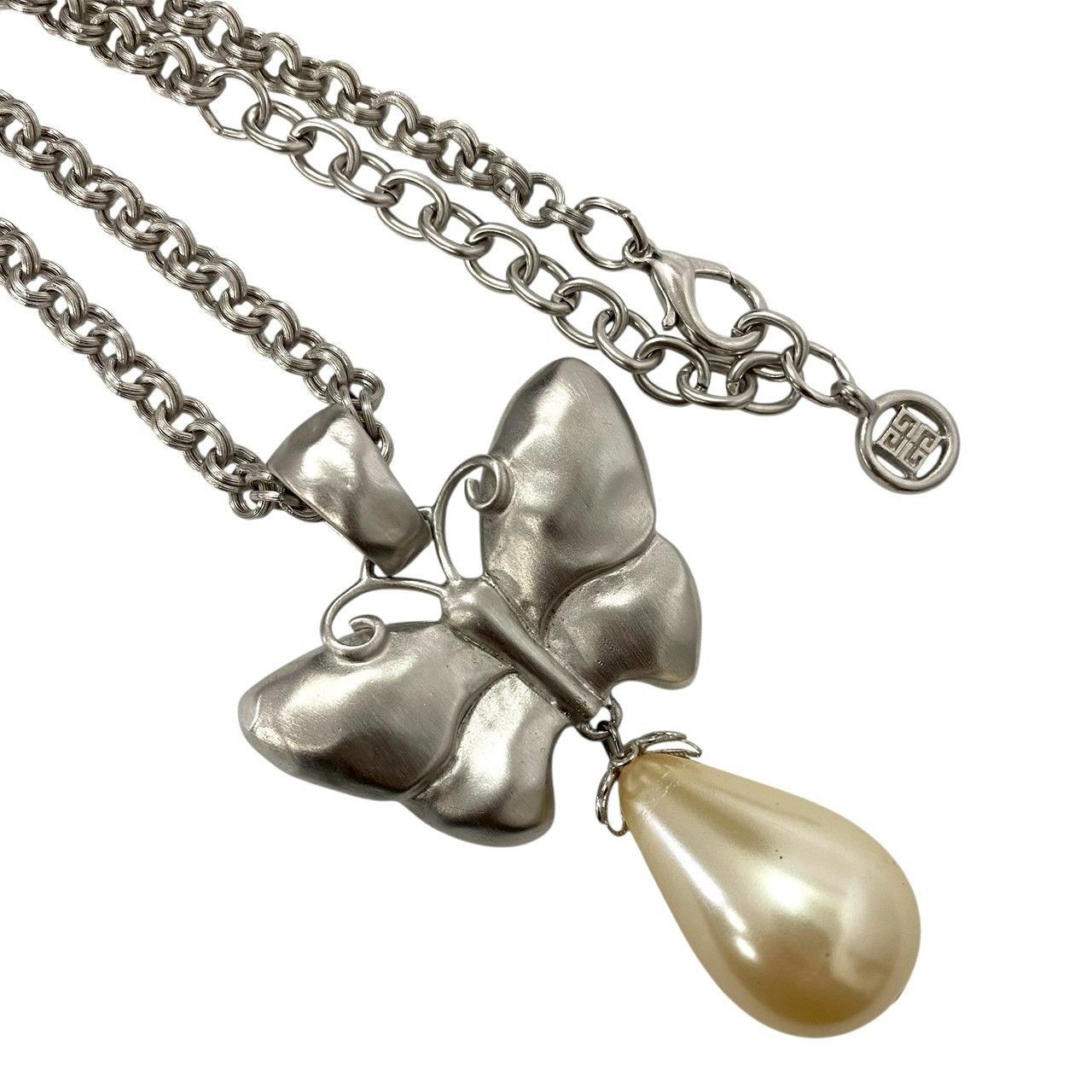 GIVENCHY ジバンシー ルーペネックレス 蝶モチーフ ヴィンテージ GIVENCHY ジバンシー ルーペネックレス 蝶モチーフ ヴィンテージ