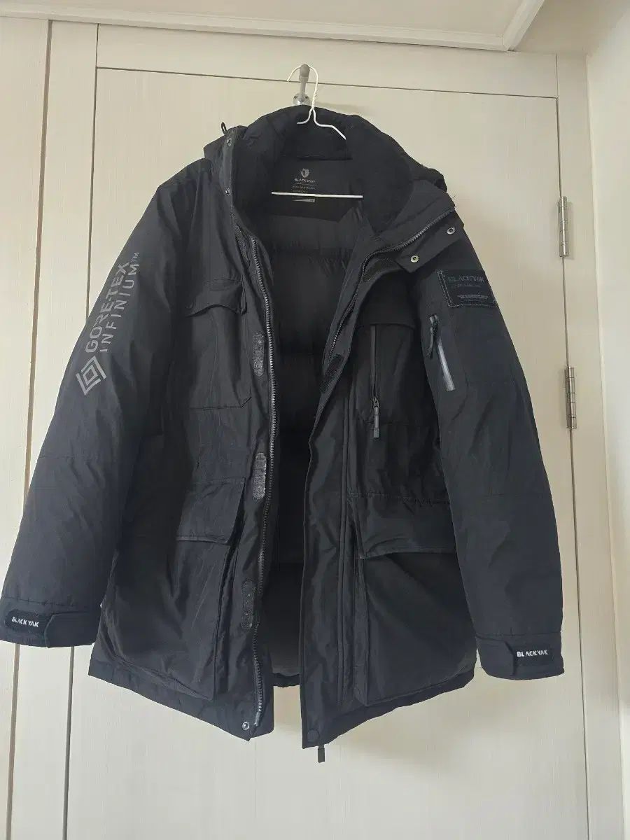 BLACK YAK ブラックヤク ゴアテックス ダウン ハーフダウン ジャケット アウター 105