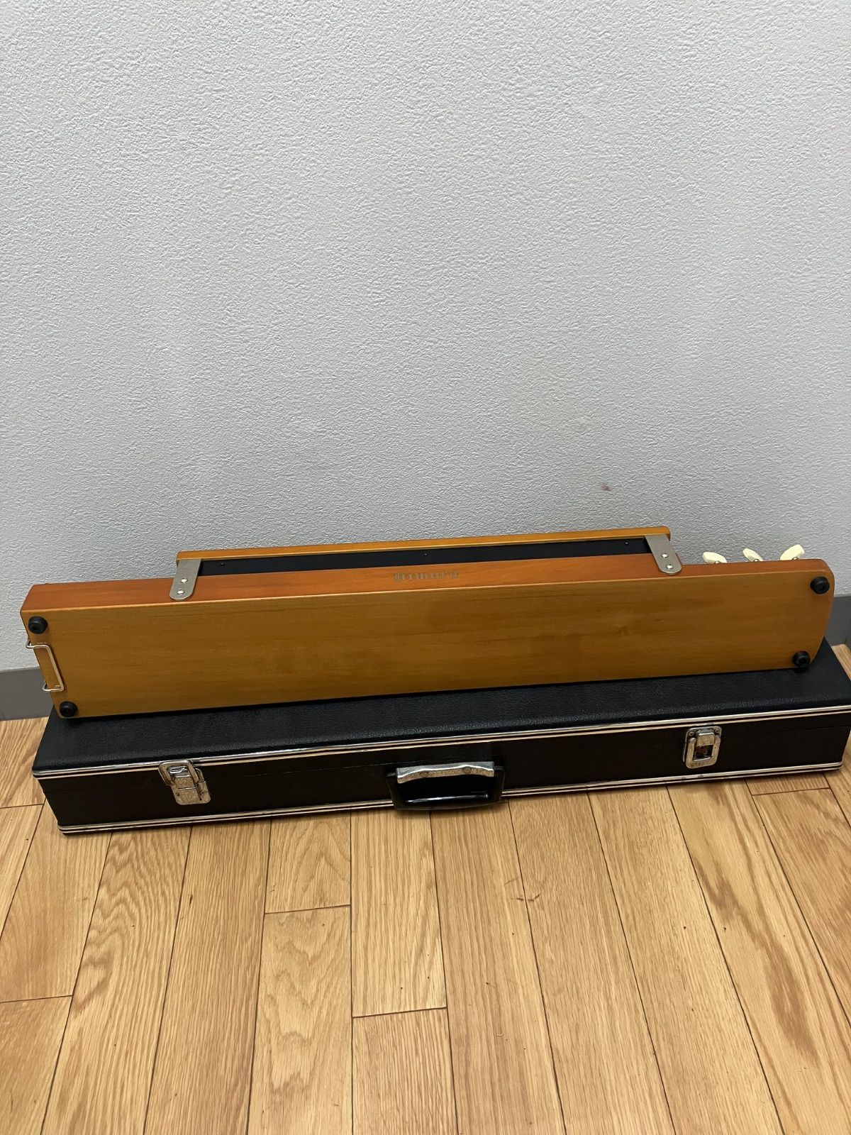 大正琴 PALM HARP ハードケース付き 簡易動作確認済み ナルダン製品一覧 ＞ ナルダン大正琴専用ハードケースカバー【5弦用】