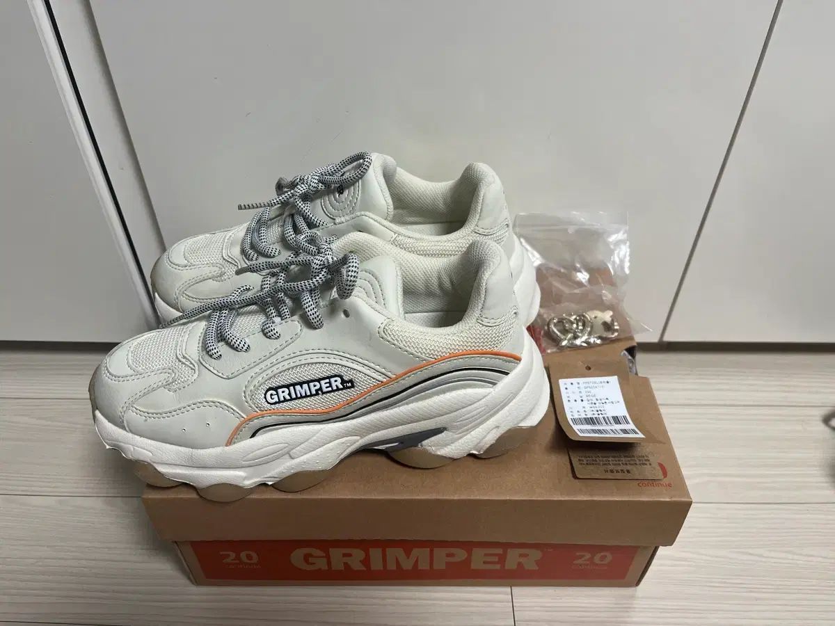 グリンパー プレ スニーカー レディース 230 mm