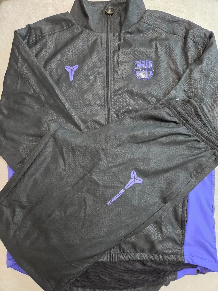 25-26 バルセロナ コービー トレーニング セット