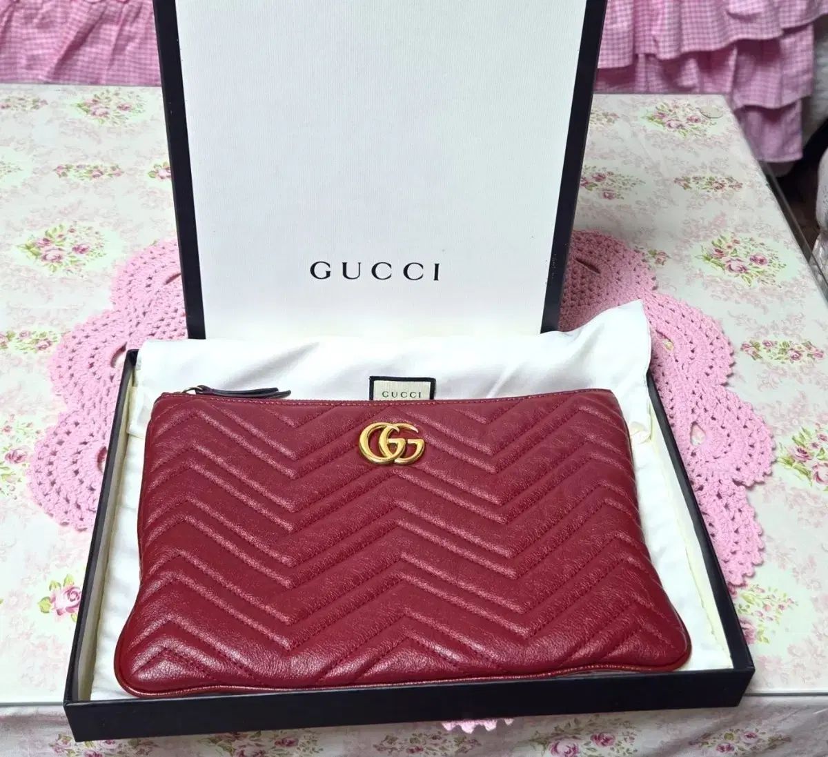 店舗 グッチ マーモント マトラッセ クラッチバッグ バーガンディ