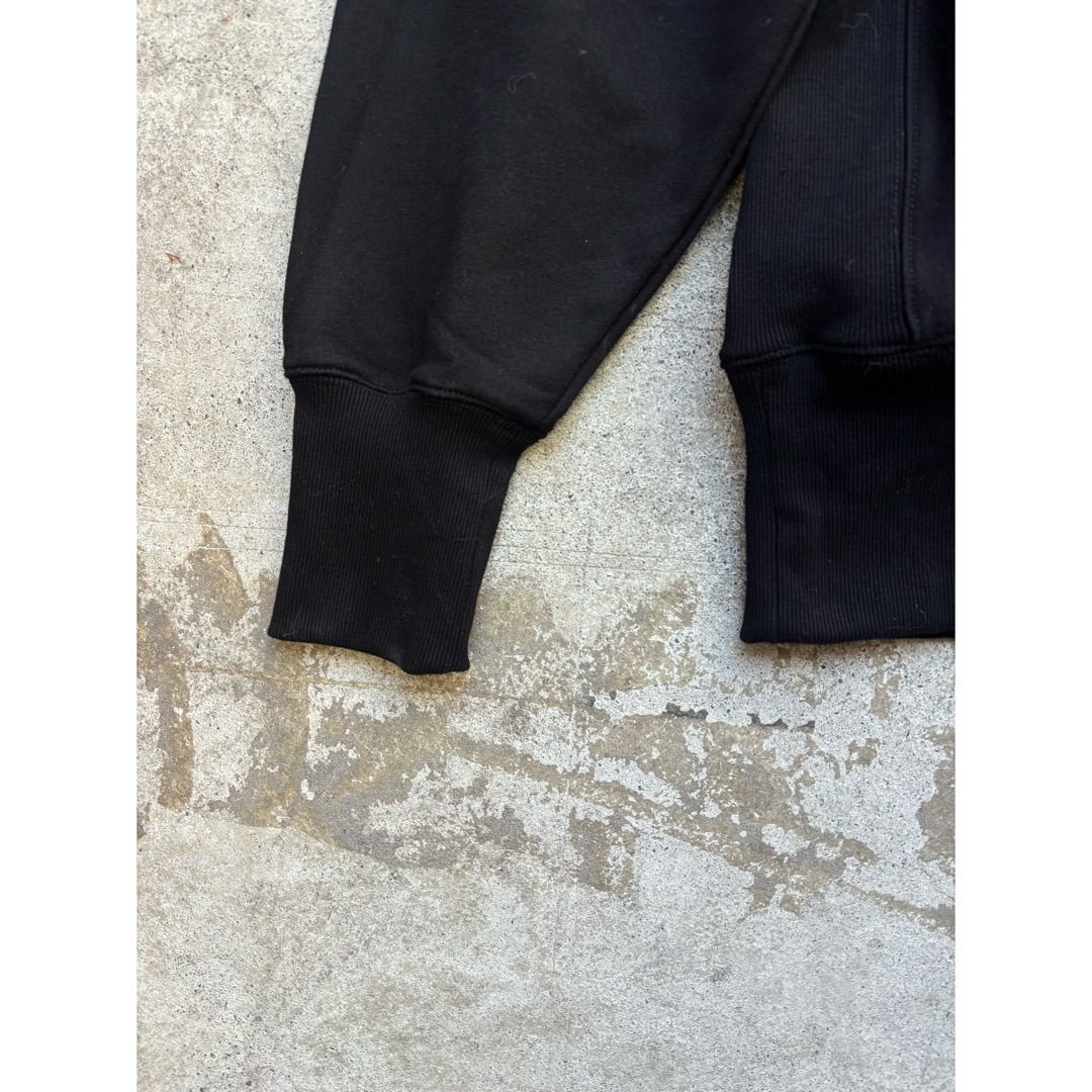 パーカー スウェット