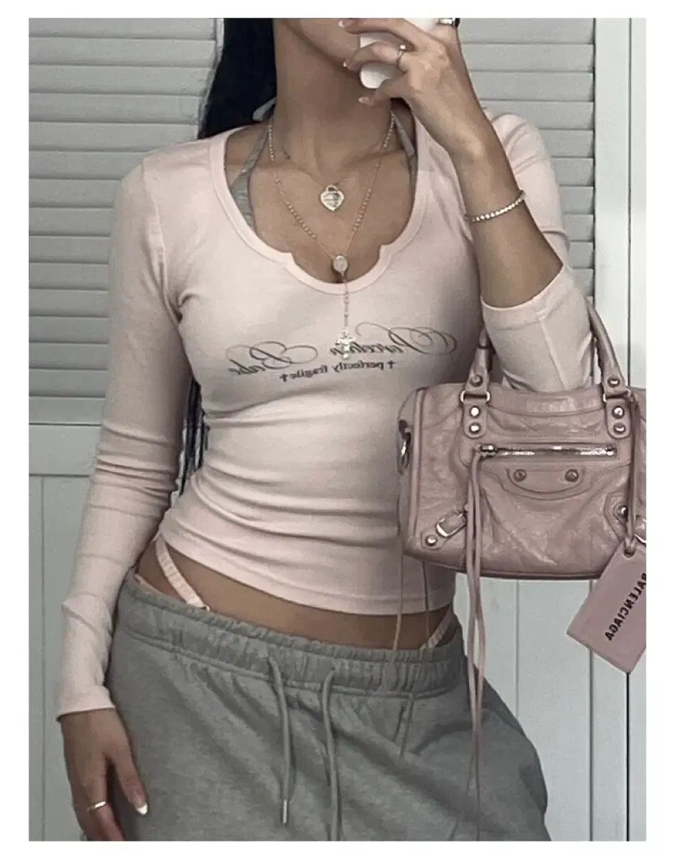 エンジェルナンバー555 エン 넘 파 프레일 Tシャツ ピンク