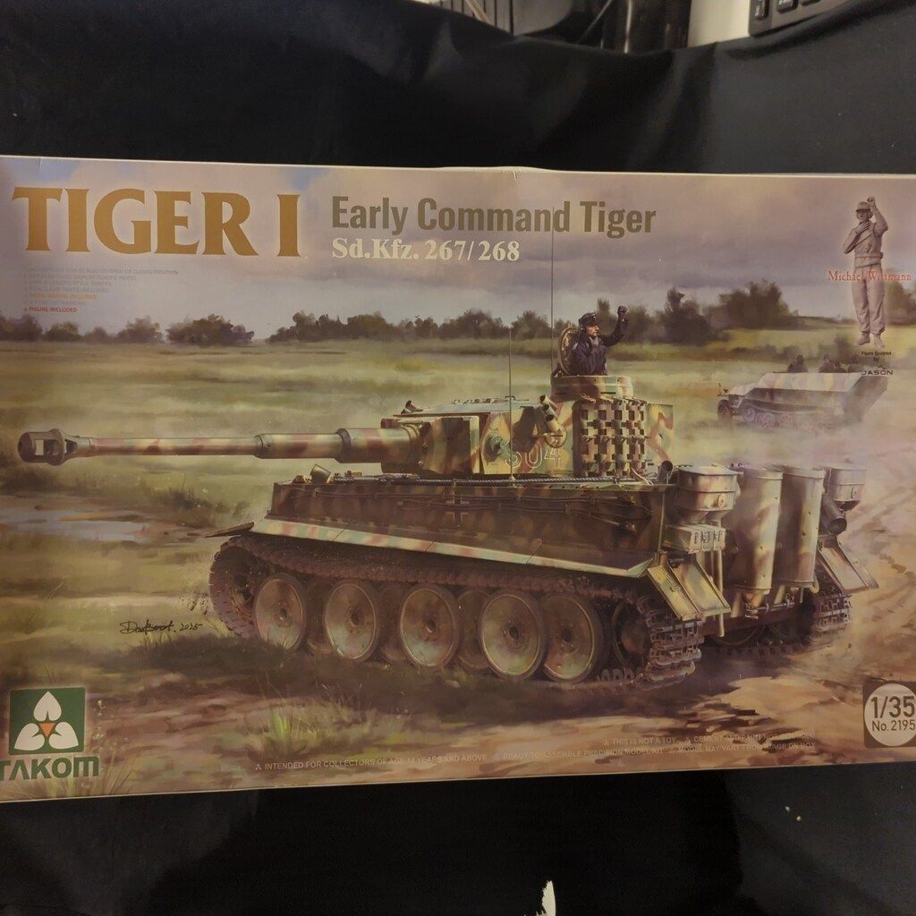 TAKOM 1/35 Sd.Kfz.181 Pz.Kpfw.VI タイガーI 初期型 `コマンドタイガー`