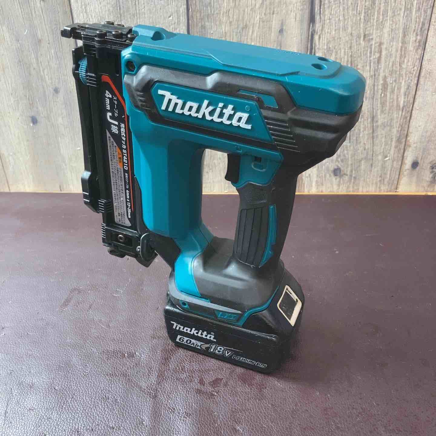 中古品】 マキタ(makita) コードレスタッカー ST421DZ おまけ 