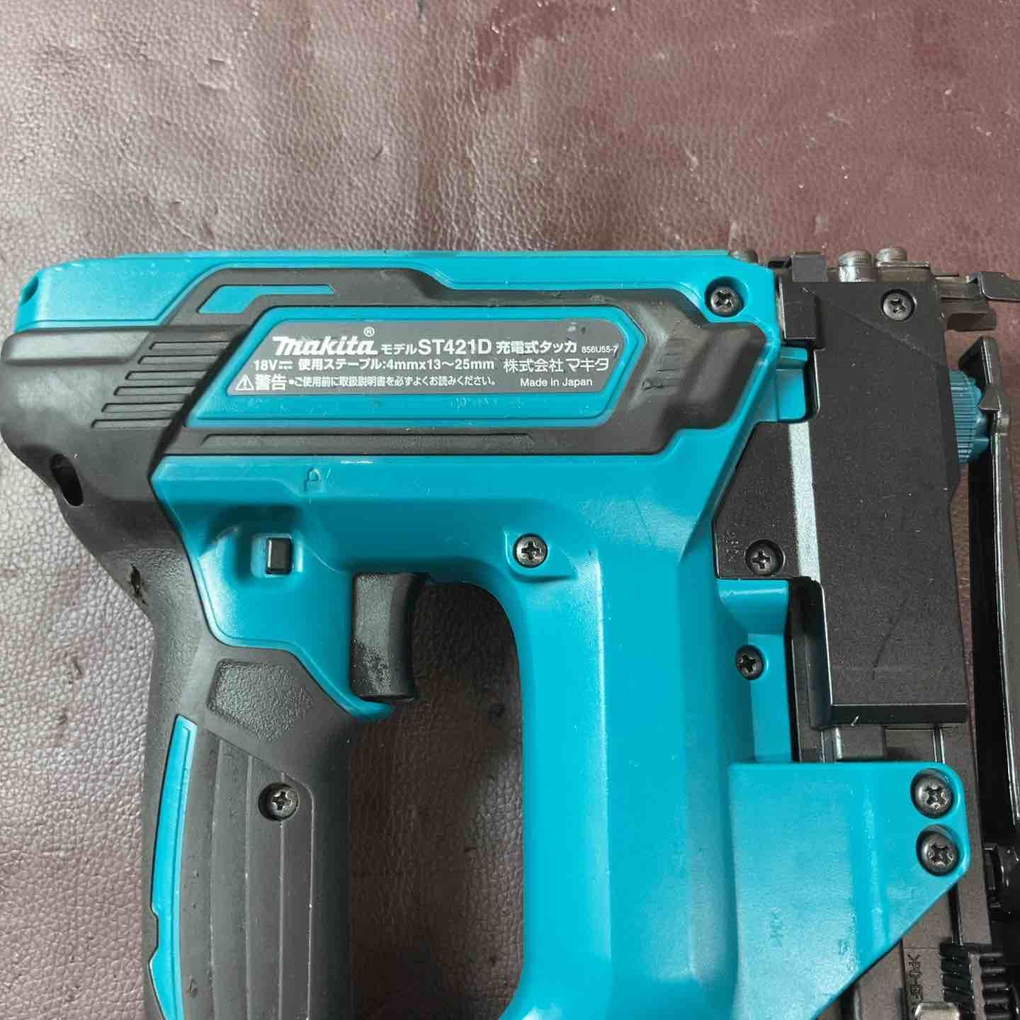 中古品】 マキタ(makita) コードレスタッカー ST421DZ おまけ 