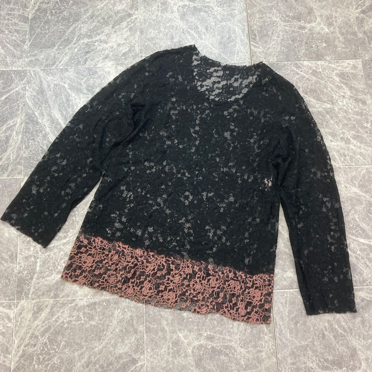 tricotCOMME des GARCONS フラワーレースメ ルトントップス tricotCOMME des GARCONS フラワーレースメ ルトントップス