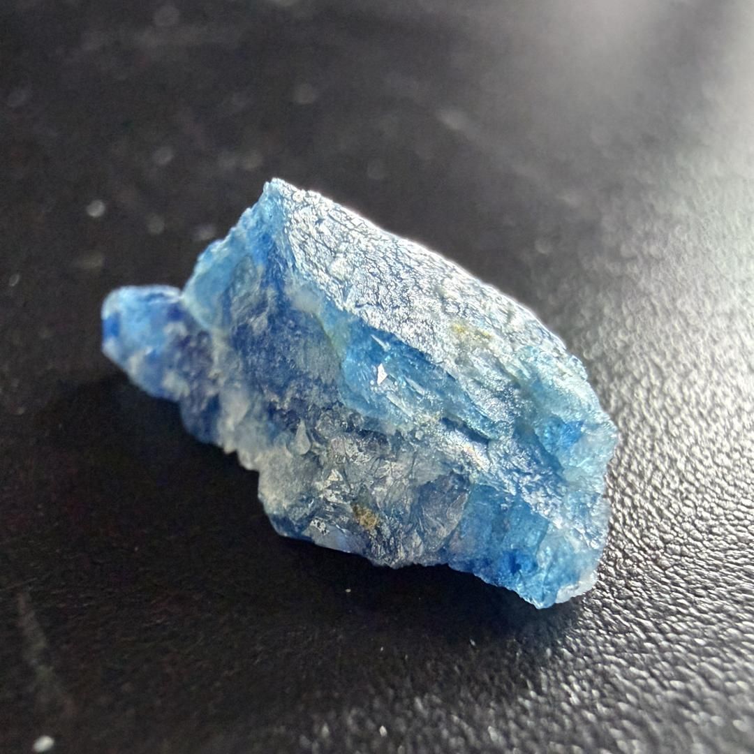  E32807 3 35ct ユークレース 脆玉石 天然石 鉱物 原石 卓上装飾 置物 インテリア小物