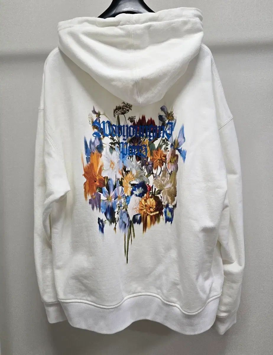 ウーヨンミ マルチ フラワー フーディー Tシャツ 105