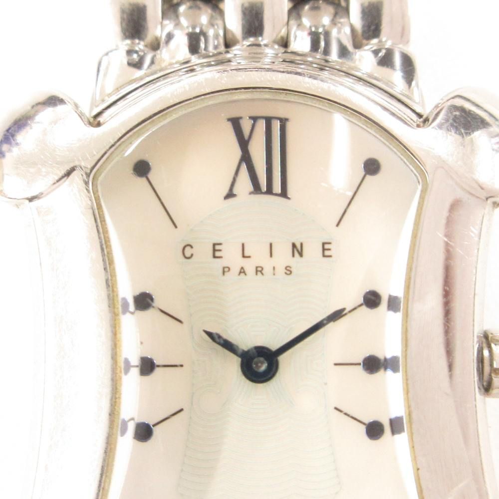 美品 ☆セリーヌ　腕時計　トリオンフ白文字盤　30M/100FT ユニセックス 美品 ☆セリーヌ 腕時計 トリオンフ白文字盤 30M/100FT ユニセックス