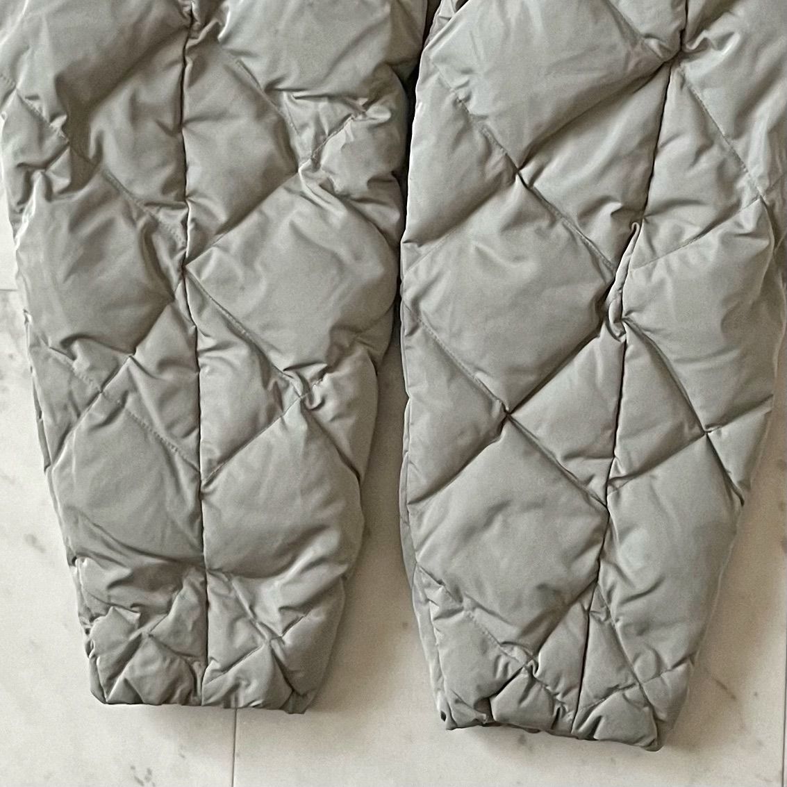 アーバンリサーチ アクータ コクーンキルティングダウン ノーカラー アーバンリサーチACUTA コクーンキルティングダウン 黒 ブラック ノー