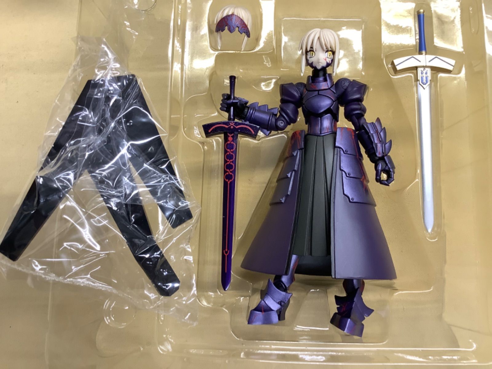 リボルテック Fate/stay night セイバー&セイバーオルタ セット - メルカリ
