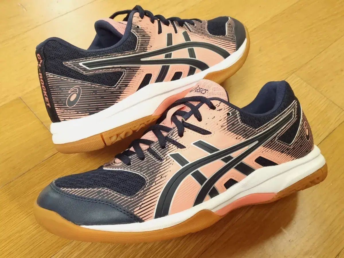 255-260 アシックス ゲル インドア バレーボールシューズ バドミントンシューズ 卓球シューズ 入試体育