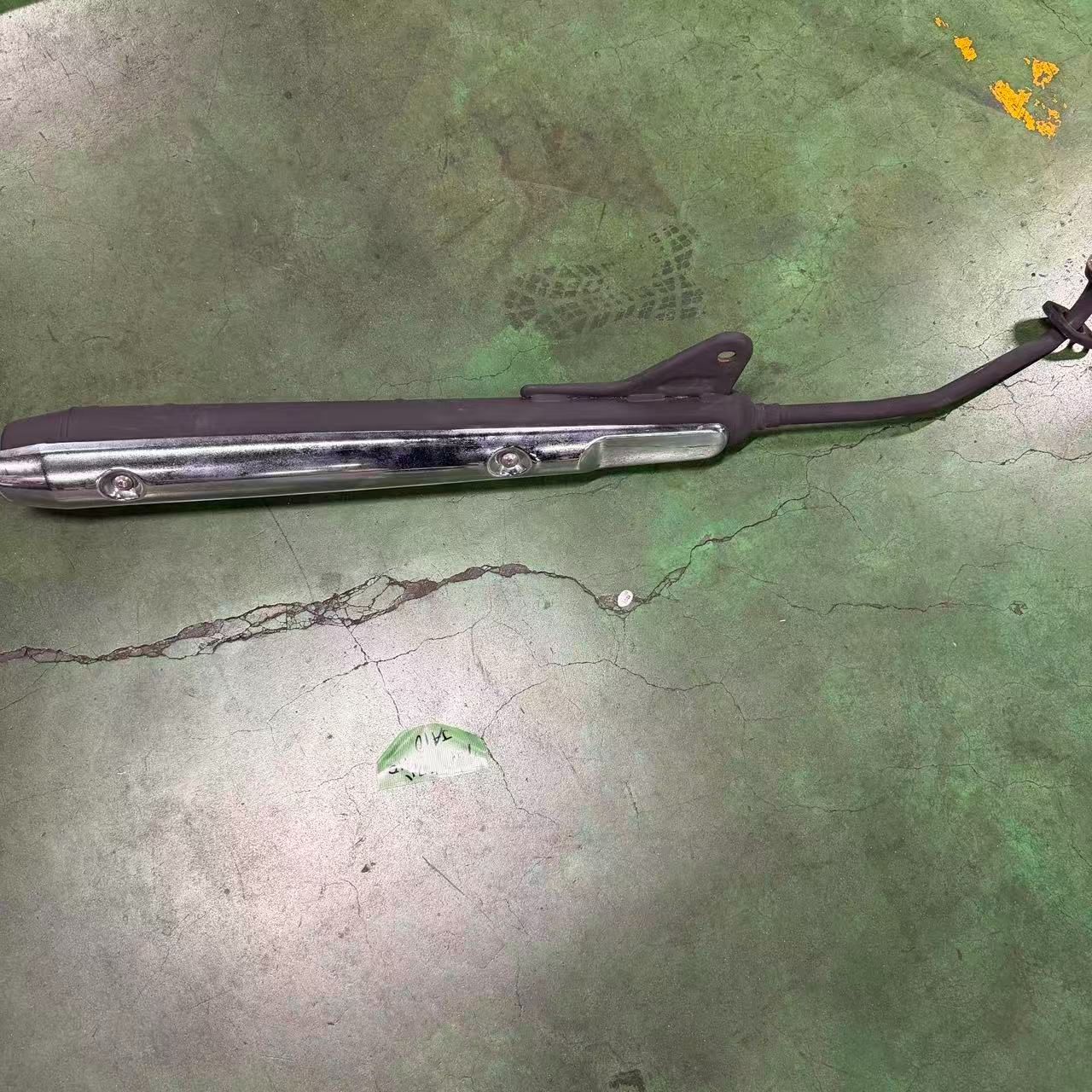 ☆中古・3営業日以内発送☆ホンダ スーパーカブ110 JA10 純正マフラー