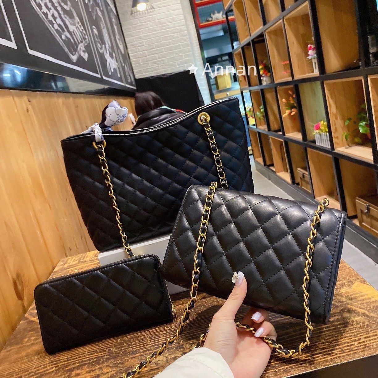 ショルダーバッグ