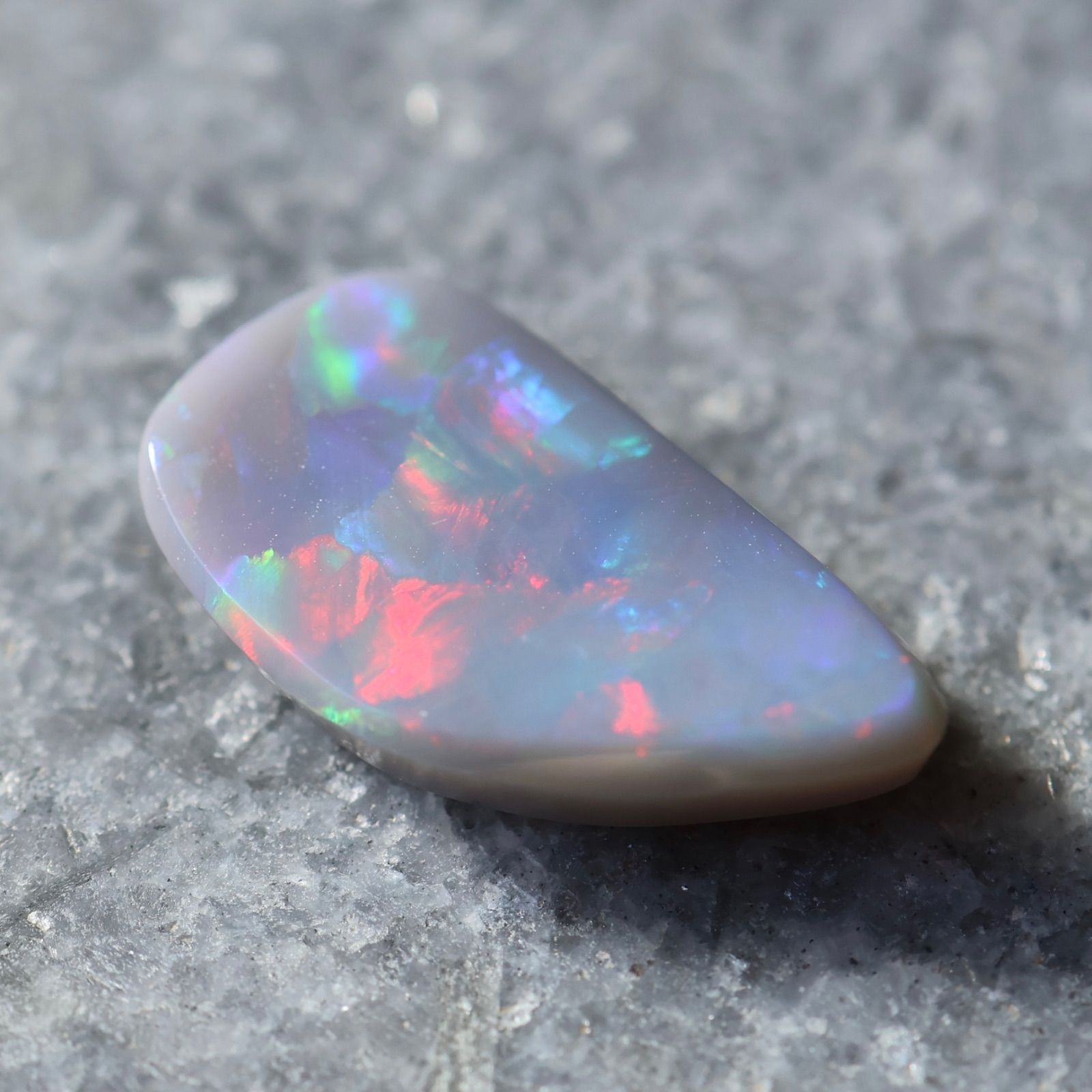 天然ブラックオパール 2.86ct ライトニングリッジ産 オーストラリア産