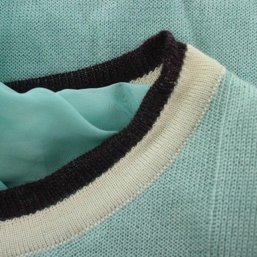 プラダ PRADA ノースリーブ ニット 絹 シルク 40 青 ブルー 無地