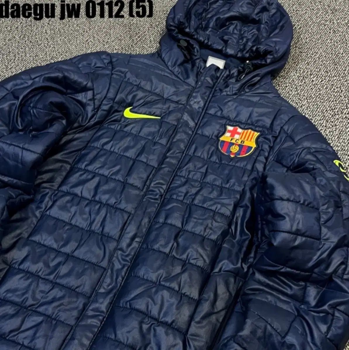 NIKE FC バルセロナ ダウン アウター ネイビーxs 0112 - メルカリ