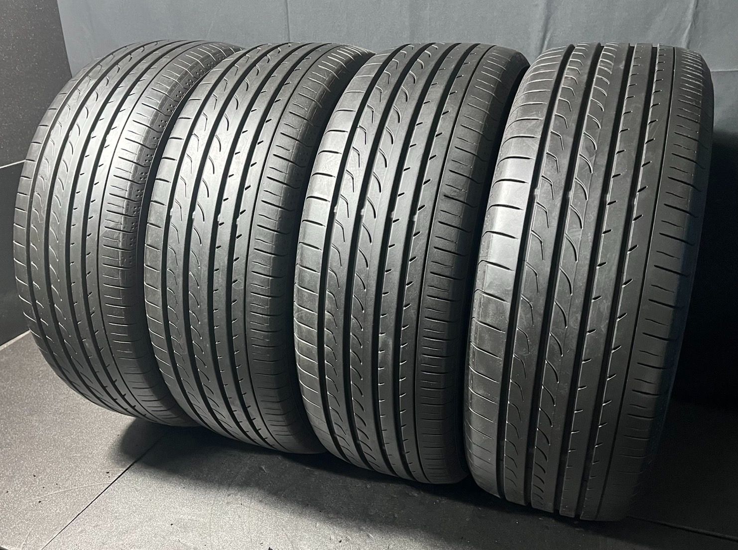 2021年製 約8～8.5分山 ヨコハマ YOKOHAMA ブルーアース BluEarth RV