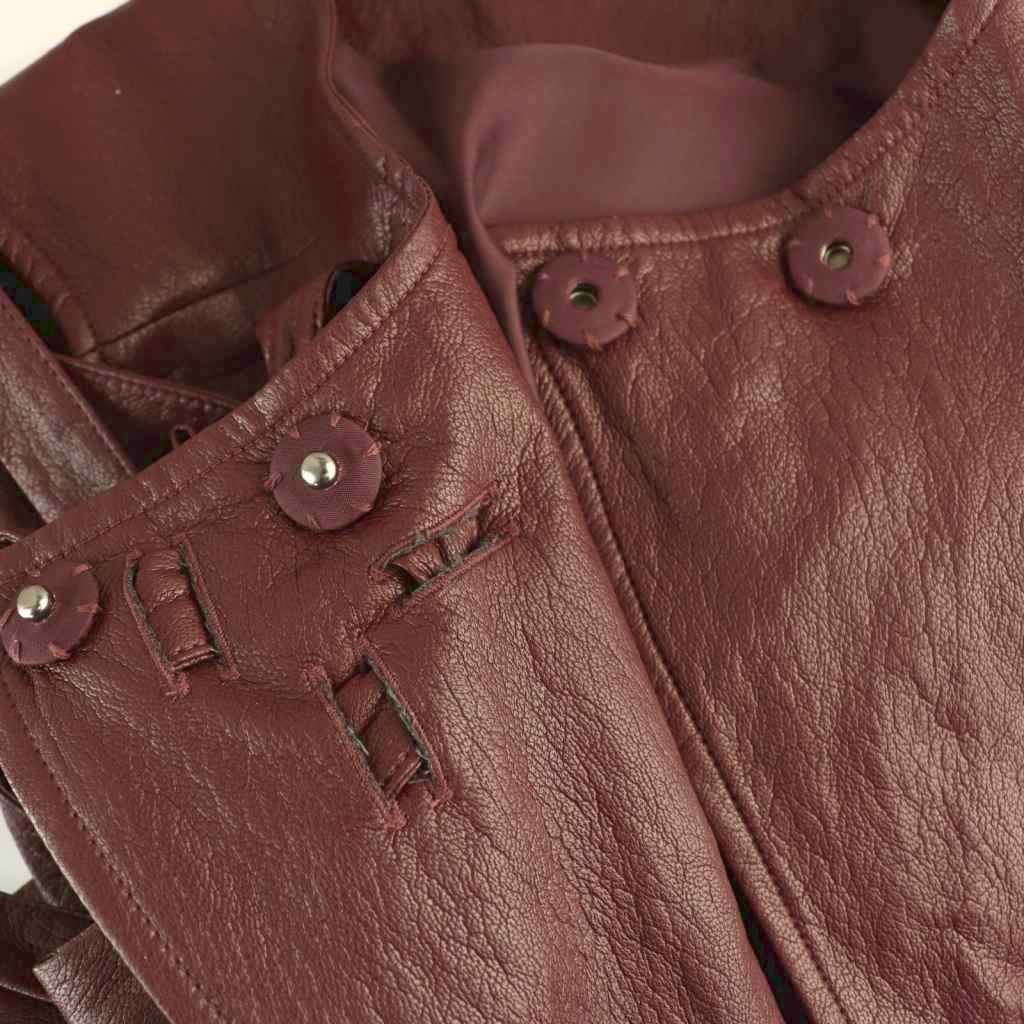 マチャット MACHATT エコレザーリボンベスト F ボルドー /DO □OS