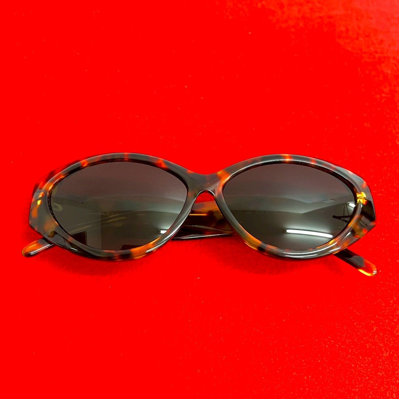 極 美品 GUCCI グッチ GG ロゴ 金具 マーブル 柄 プラスチック