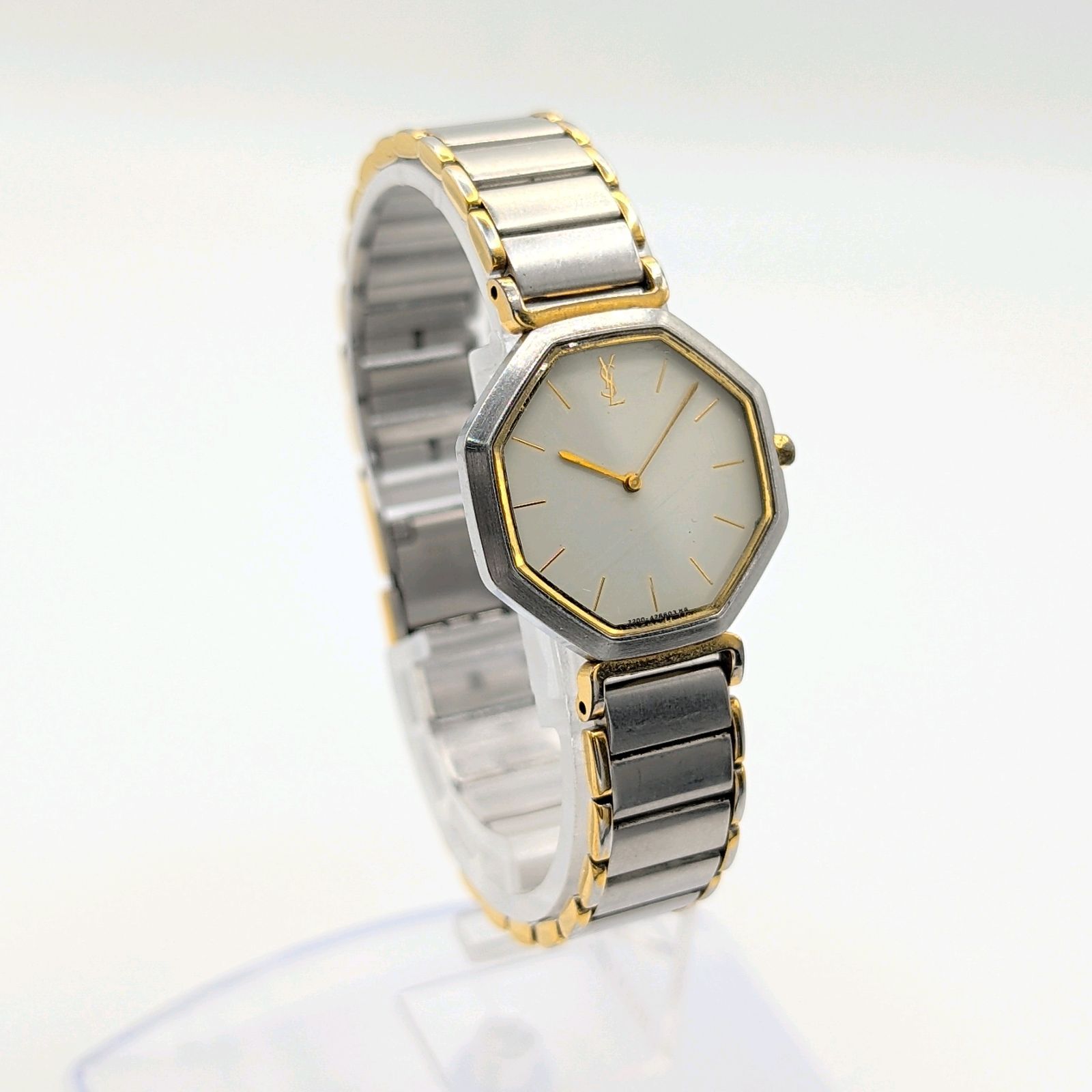 稼働品☆ベルト新品　イブサンローラン　２２００　ゴールド　レディース腕時計 新品電池】Yves Saint Laurent イヴサンローラン YSL レディース