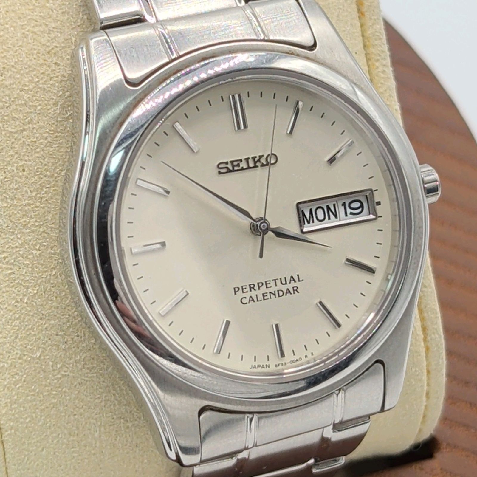 SEIKO PerpetualCalendar クォーツ腕時計8F33-00A0 稼働品】セイコー パーペチュアルカレンダー 8F33-00A0 年差 腕時計