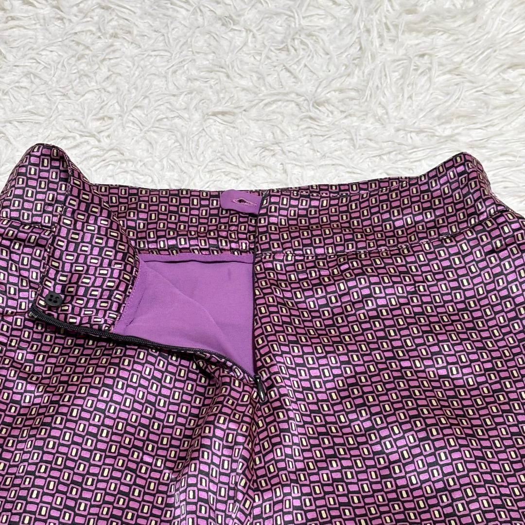 美品】 ARMANI COLLEZIONI シルクレトロ柄ひざ丈スカート 36 - メルカリ 