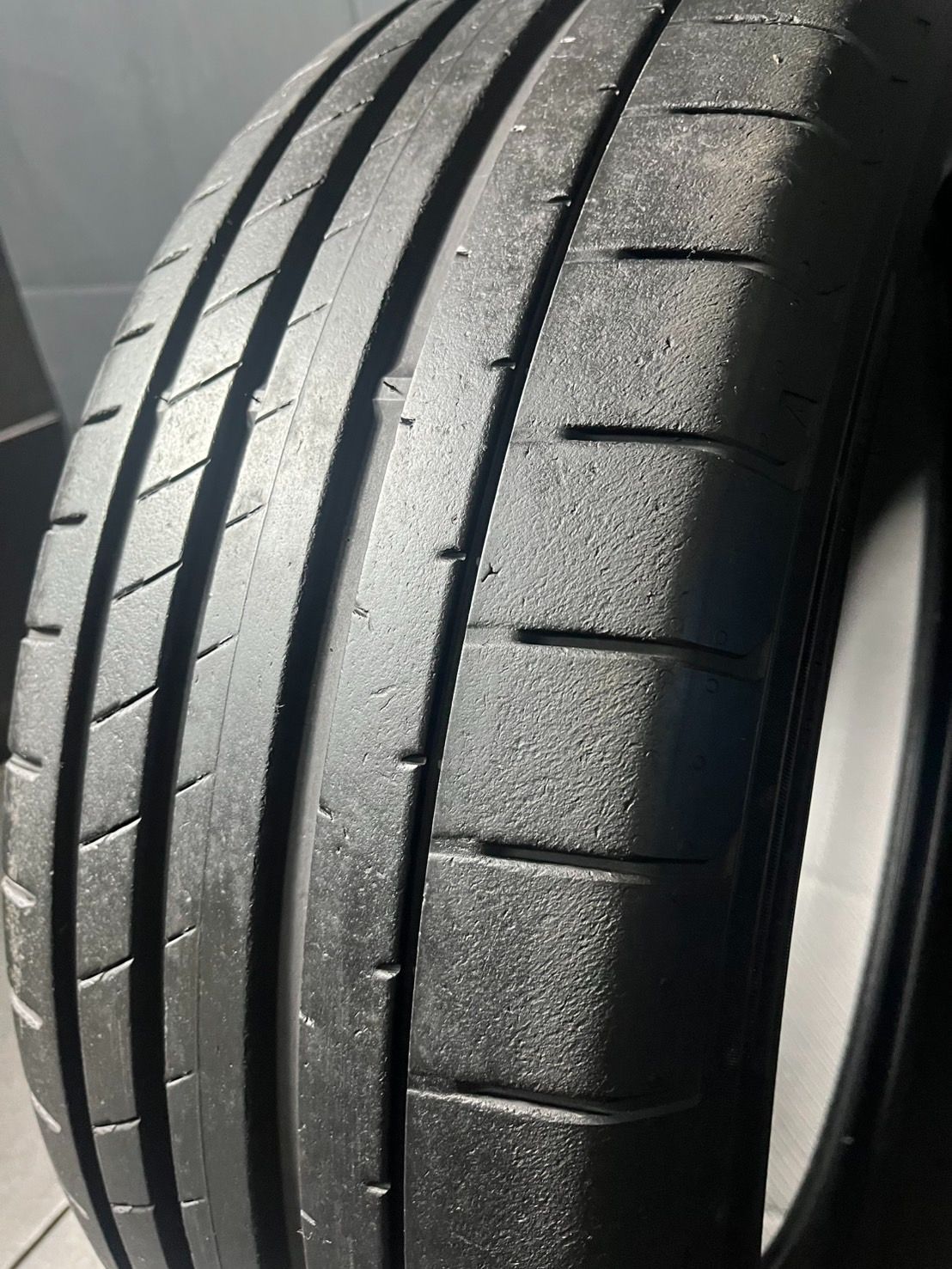 製 約8分山 ヨコハマ アドバン ADVAN Sport V 107 235|55 R 20 1本 h_1025