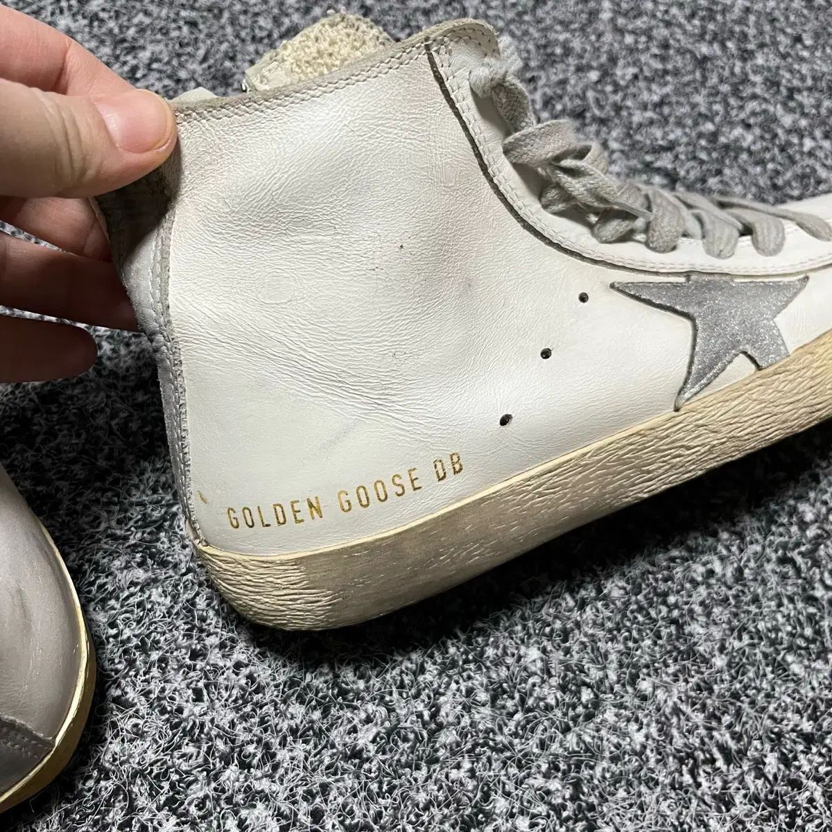 ゴールデングース　38 厚底スニーカー　シルバー　ホワイト　アパルトモン ゴールデングース38 厚底スニーカーシルバーホワイトアパルトモン