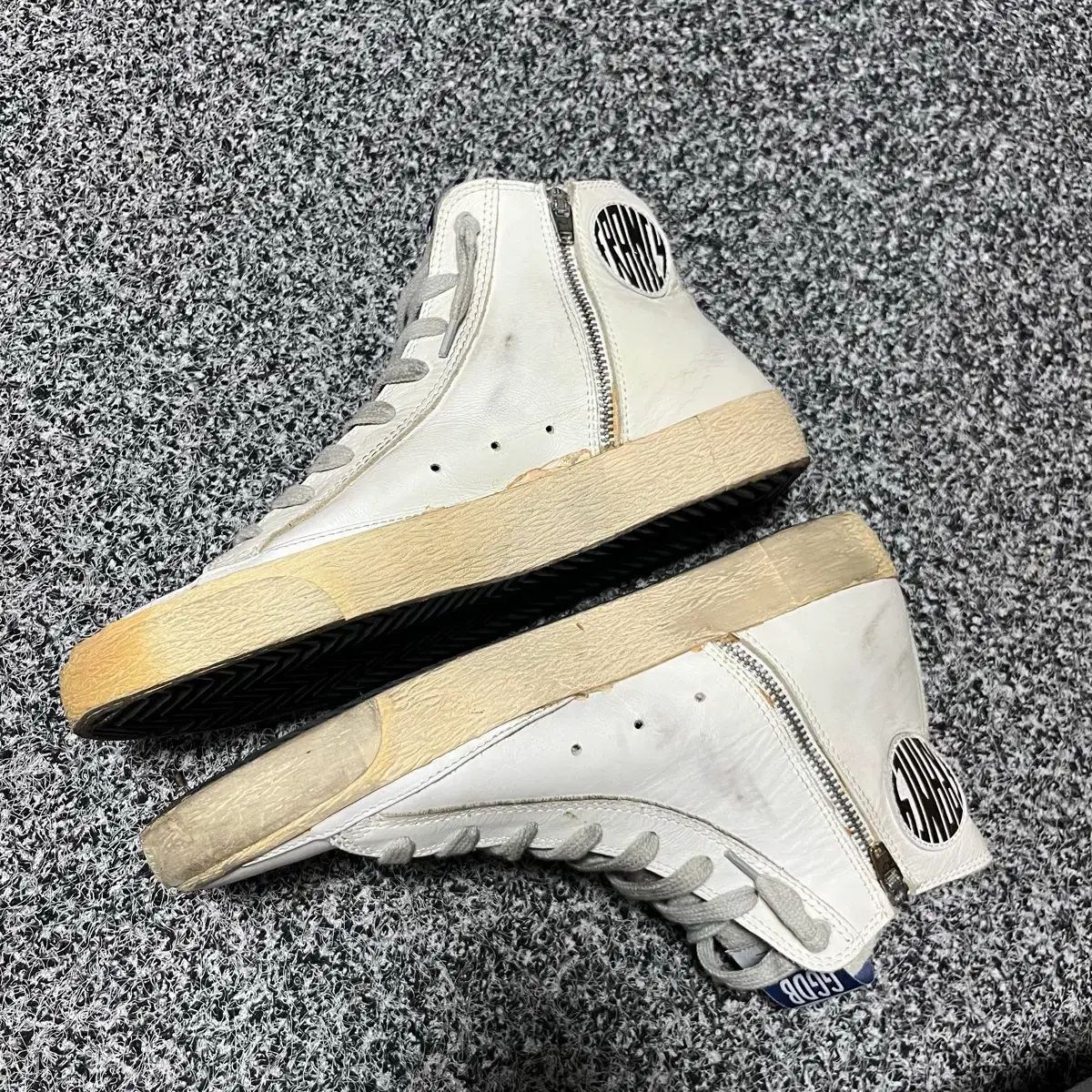 ゴールデングース　38 厚底スニーカー　シルバー　ホワイト　アパルトモン ゴールデングース38 厚底スニーカーシルバーホワイトアパルトモン