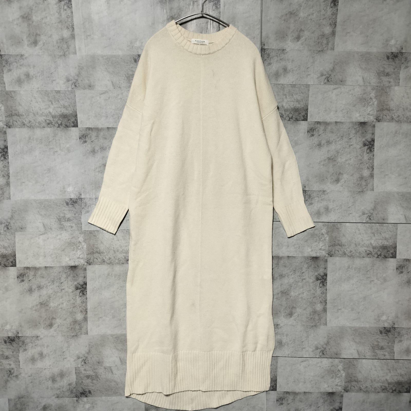 コットンポリエステルベロア Vネックワンピース｜トゥモローランド