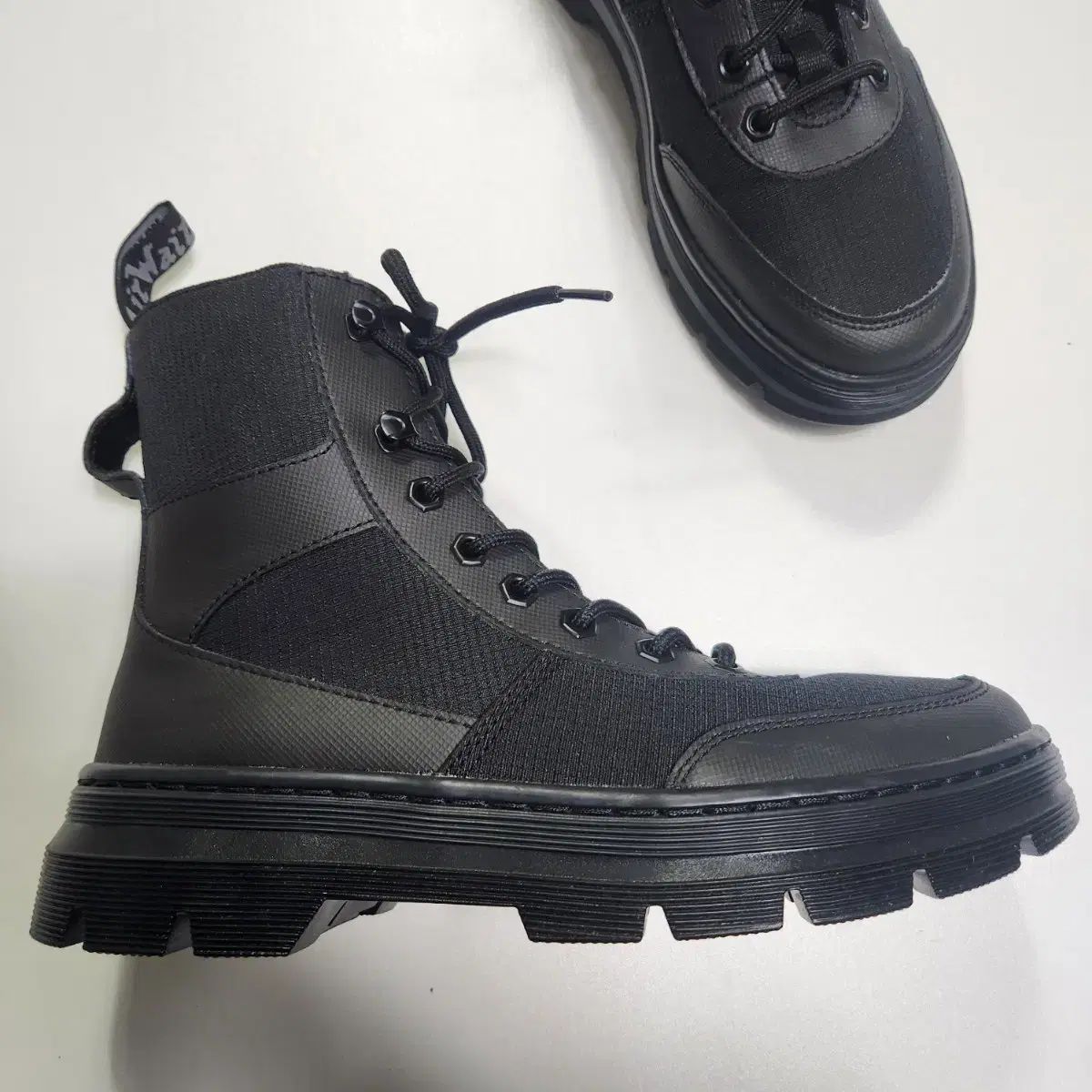 DR. MARTENS ドクターマーチン コムテック 260