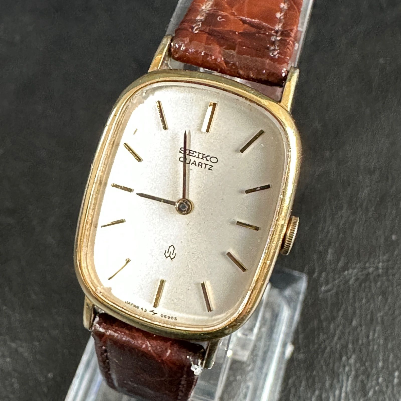 稼働品 SEIKO シャリオ レディース腕時計 ゴールド クォーツ
