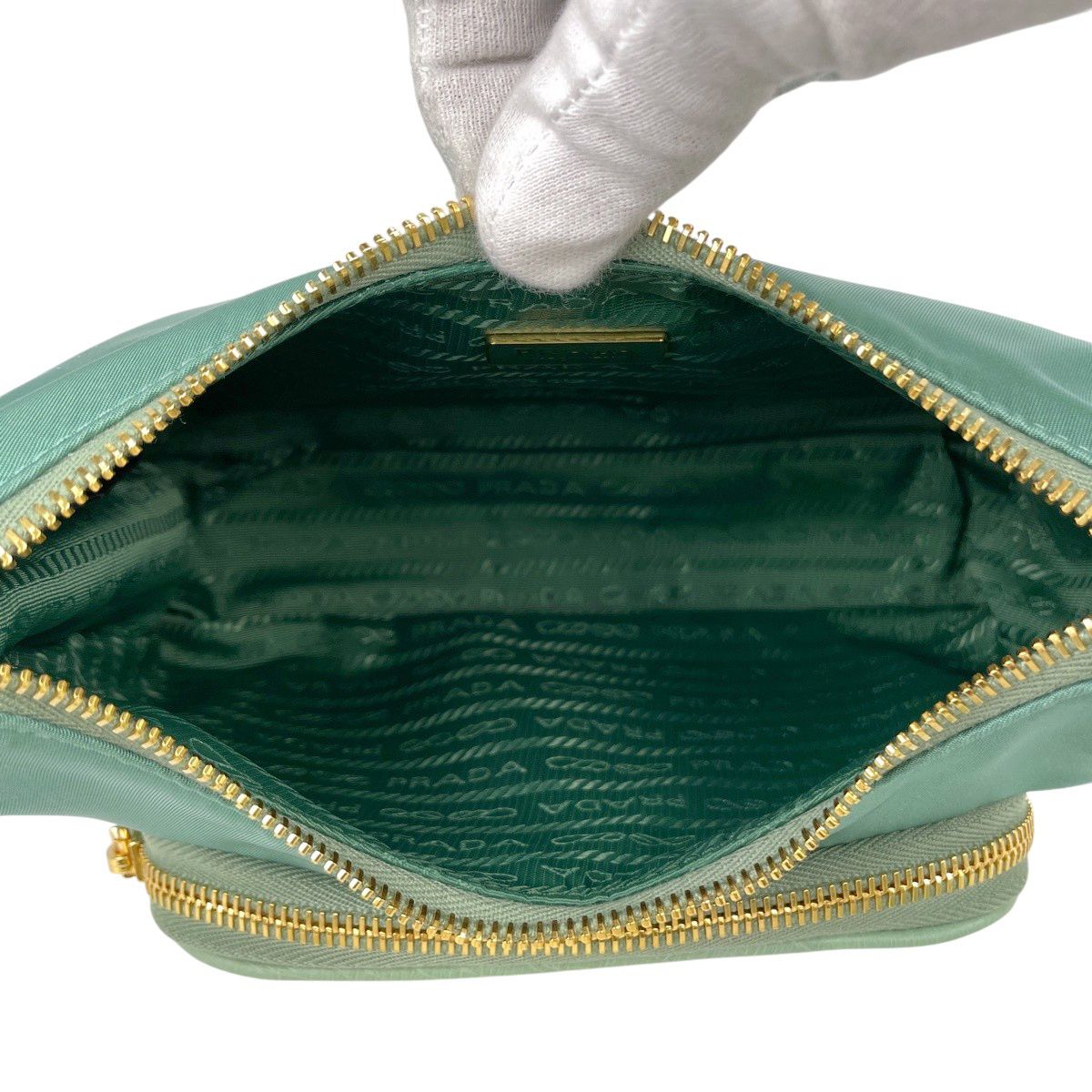 プラダ PRADA ロゴプレート ショルダーバッグ チェーン ハンドバッグ