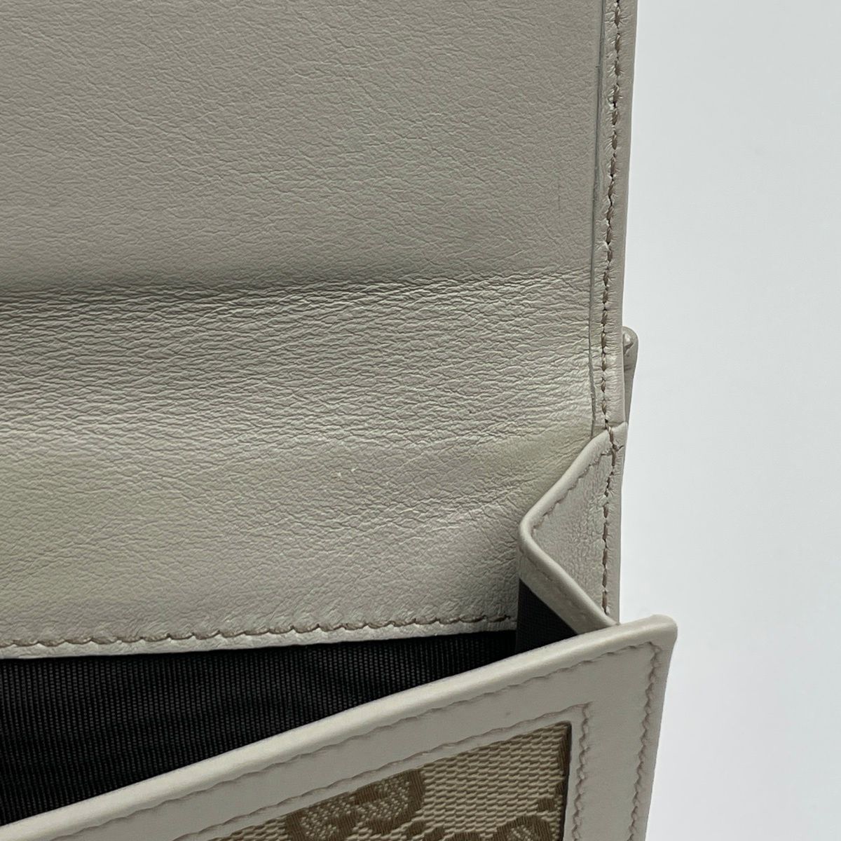 グッチ GUCCI GG柄 二つ折り 長財布 札入れ 小銭入れ インター