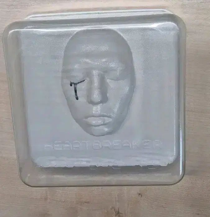 G DRAGON ジードラゴン ハートブレーカー アルバム