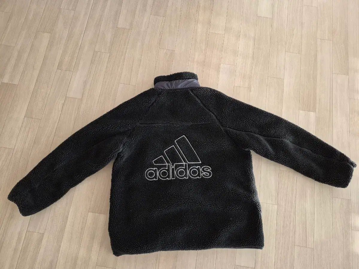 アディダス リバーシブル 양면 뽀글이 フリース ジャケット XL