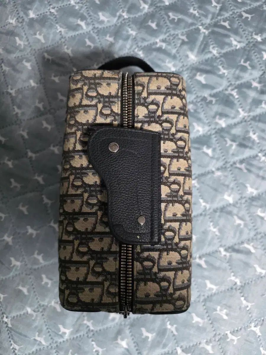 ディオール リング バッグ トイレタリーキット