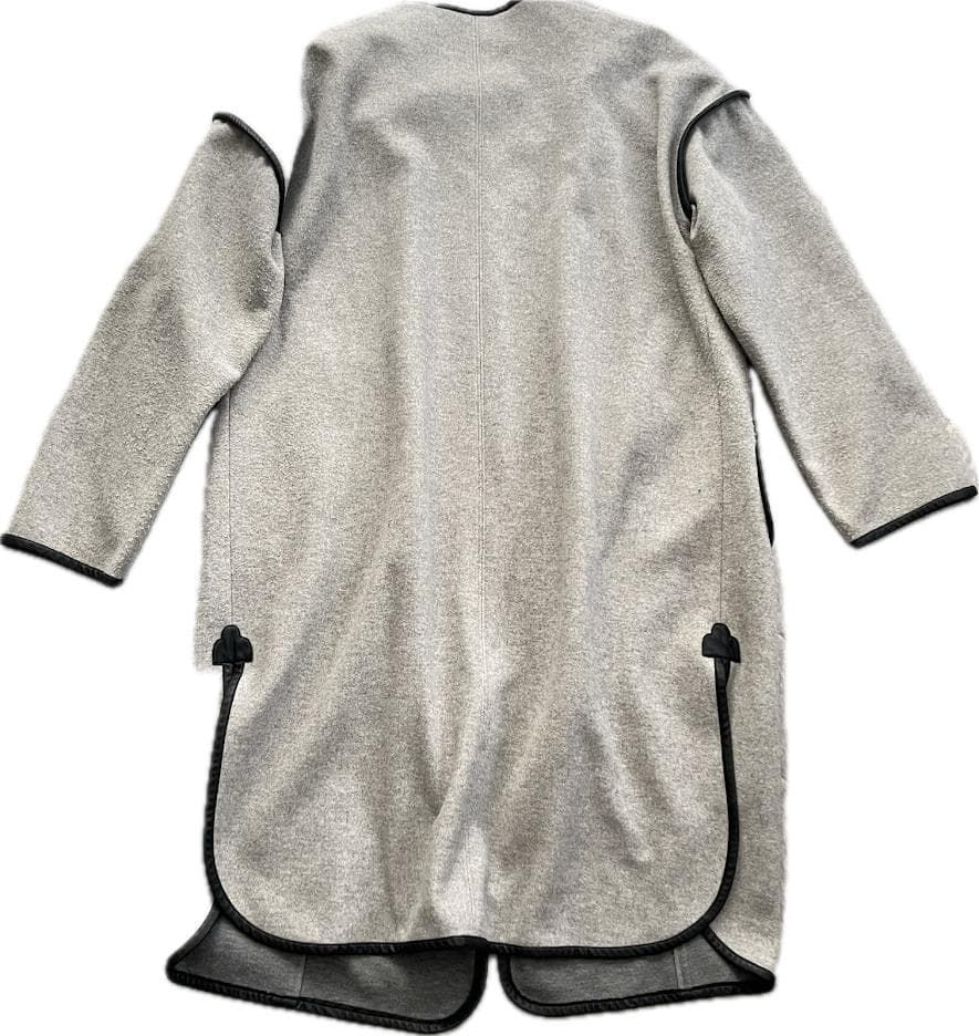 VIVIENNE TAM ヴィヴィアンタム ノーカラーコート グレー ロング丈