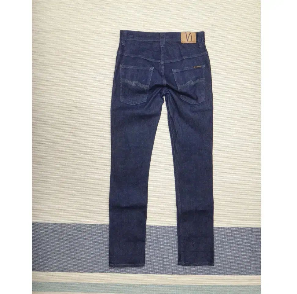 31インチ ヌーディージーンズ Thin Finn DARK GREY